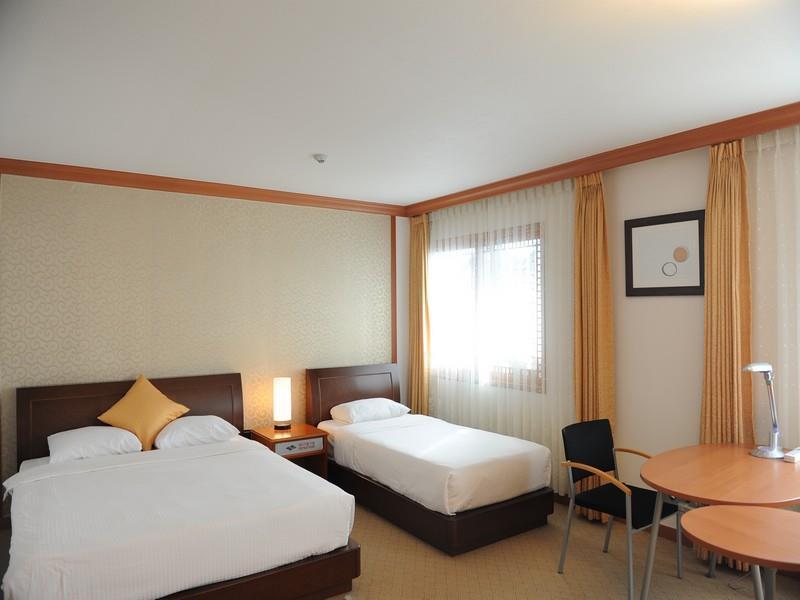 Admiral Hotel Geoje Exterior photo